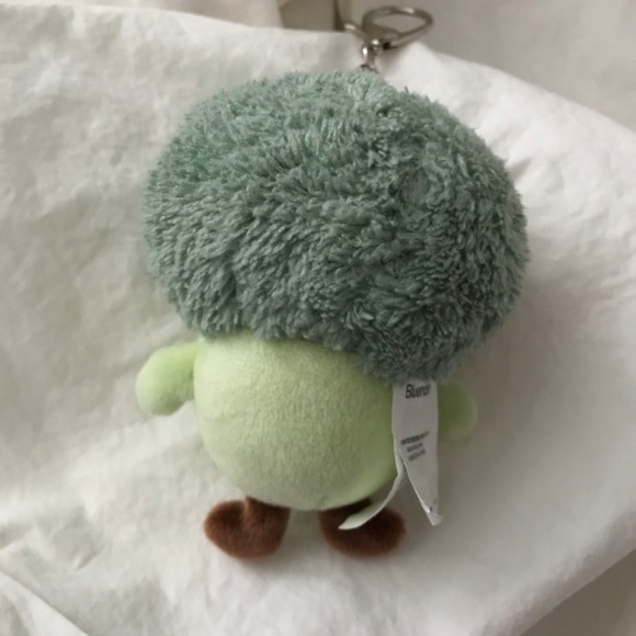 Broccoli Keychain Feminine Flower 4” x 3” - Picture 4 of 7